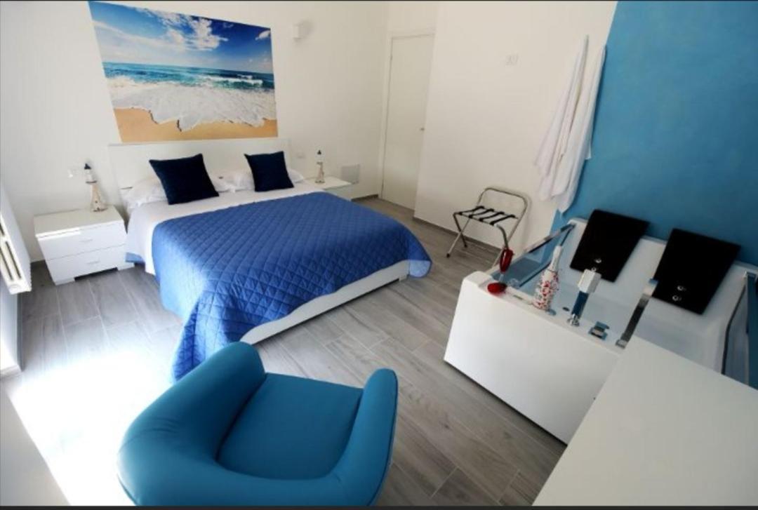 Il Cielo Sul Mare Bed & Breakfast Bisceglie Dış mekan fotoğraf